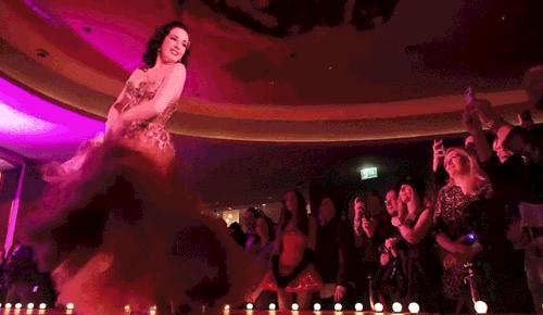 蒂塔万提斯成名表演,蒂塔万提斯一舞成名作