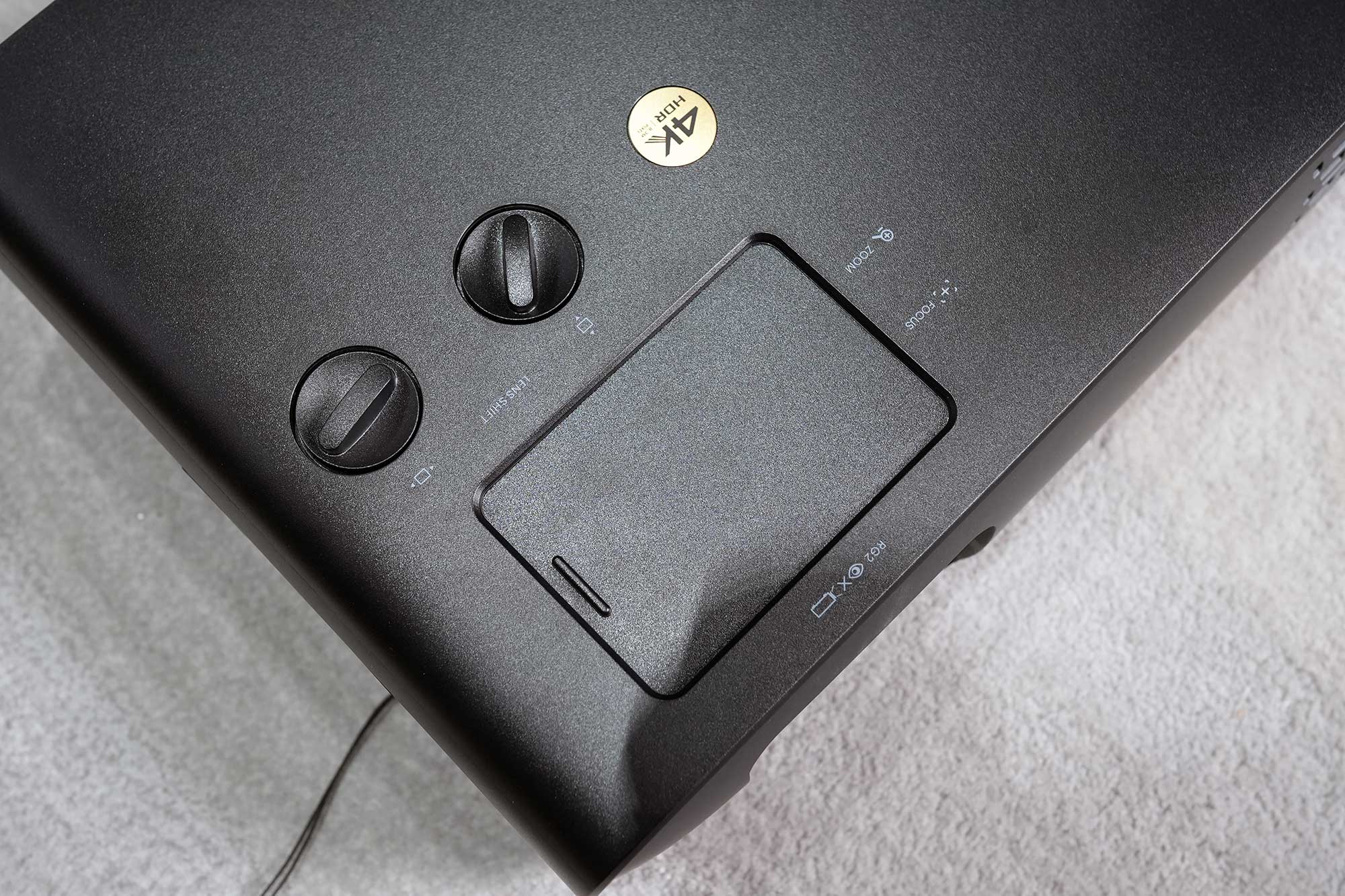 明基2540投影机测评,同价位投影仪和电视机对比