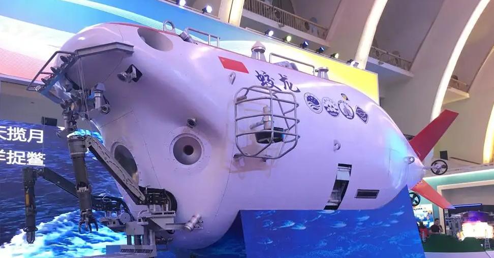 深海发现生物人类重新思考,科普深海8000米的神秘生物