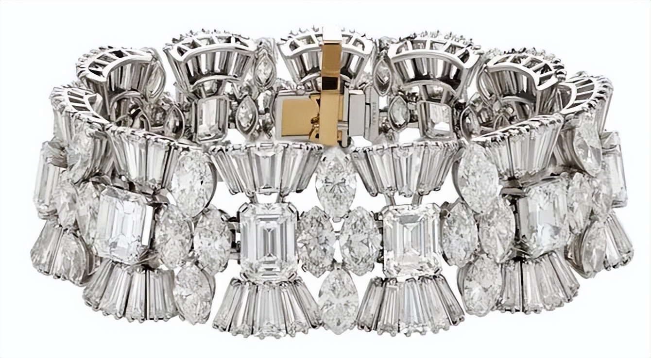 鐢靛奖閲岀殑缁忓吀鐝犲疂,缁忓吀鐢靛奖涓殑缁忓吀鐝犲疂