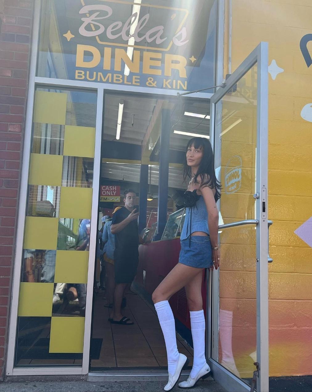 露腿季节来临,露腿露胳膊的季节马上来了