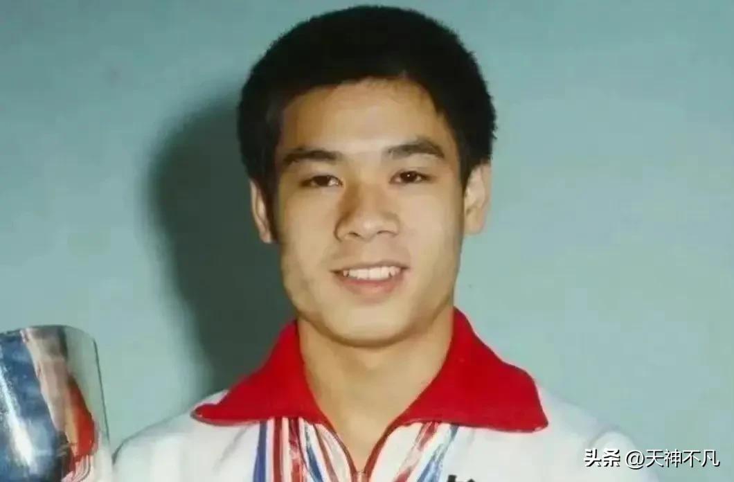 李宁在香港视频,李宁香港购买豪宅时间