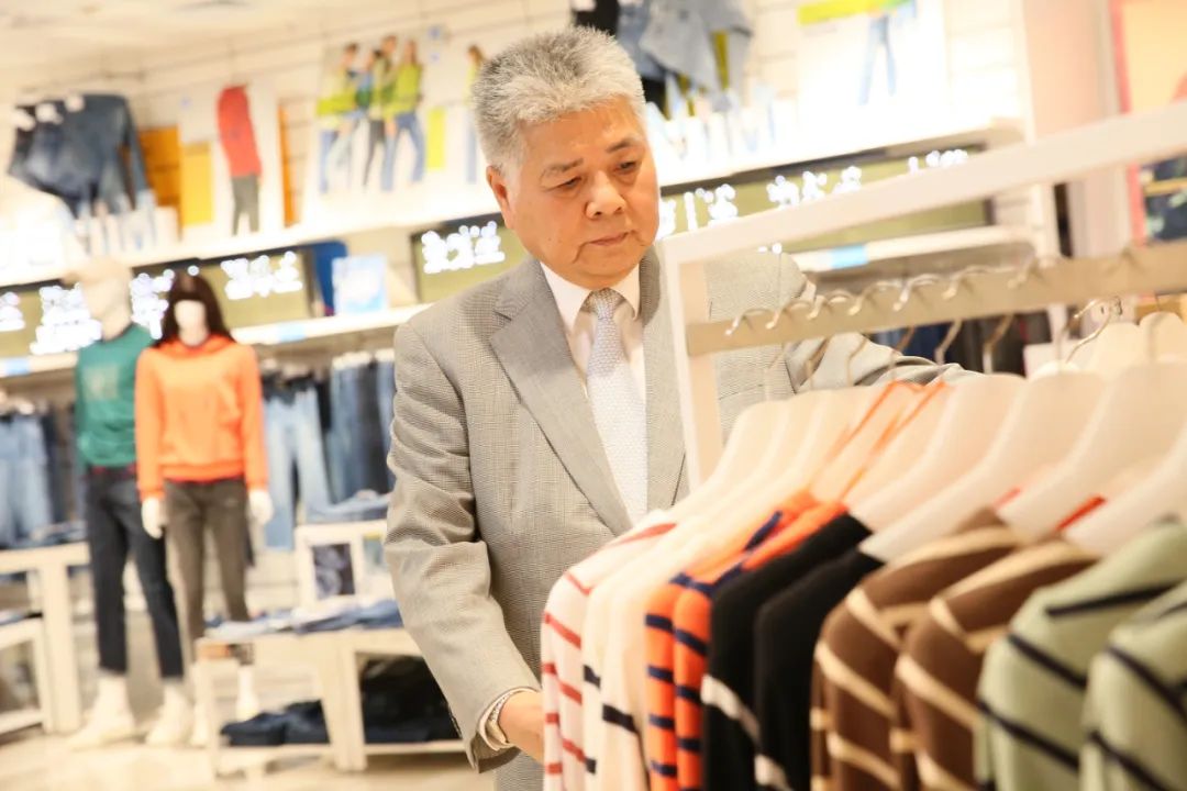 真维斯反季风暴,真维斯从高端到低端