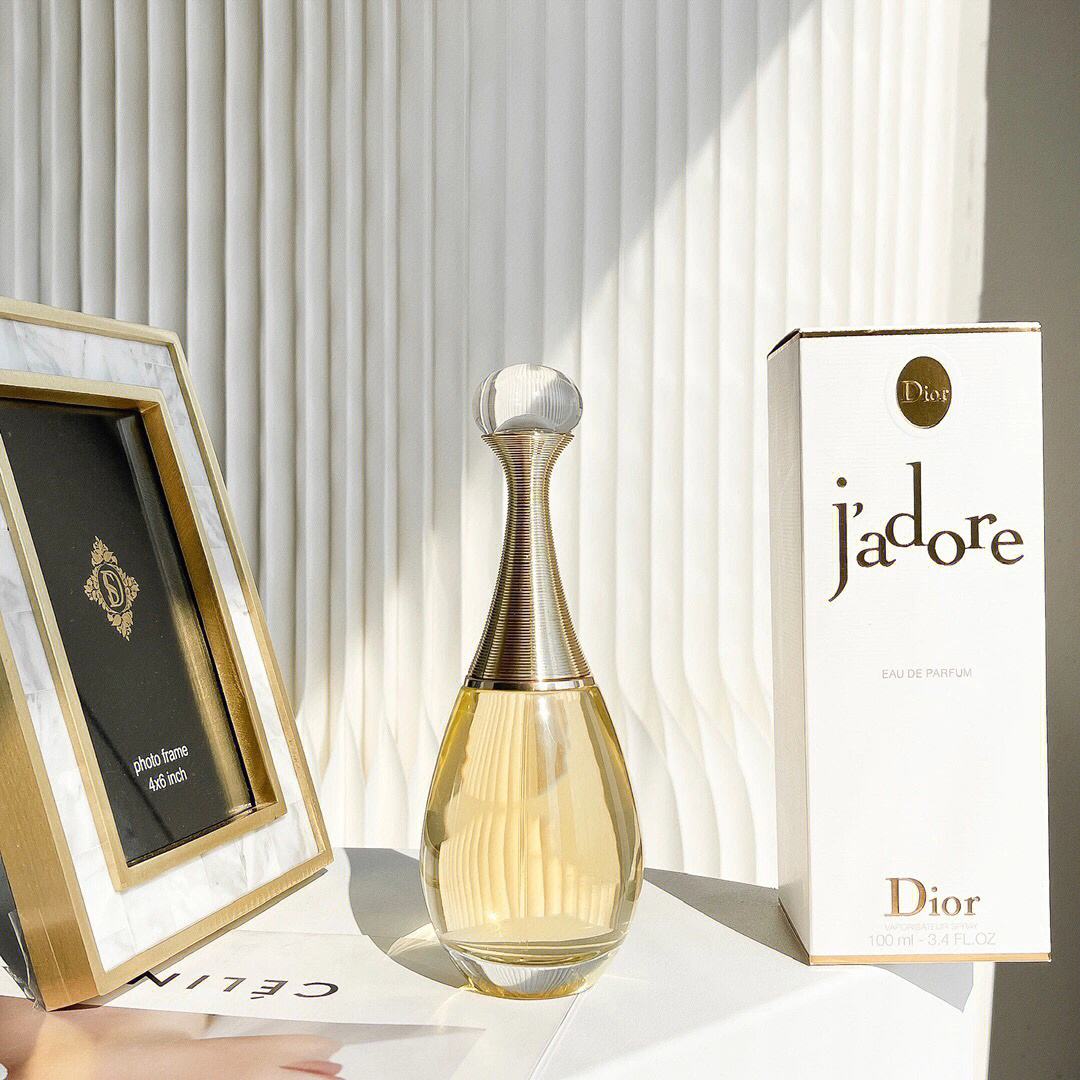 迪奥香水女排行榜,香奈儿19号香水和迪奥香水比较