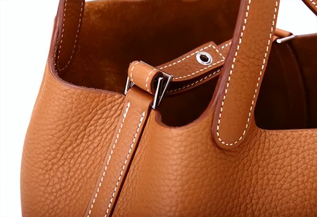 爱马仕尼罗河香水真假鉴别图,爱马仕运动鞋怎么鉴别真假