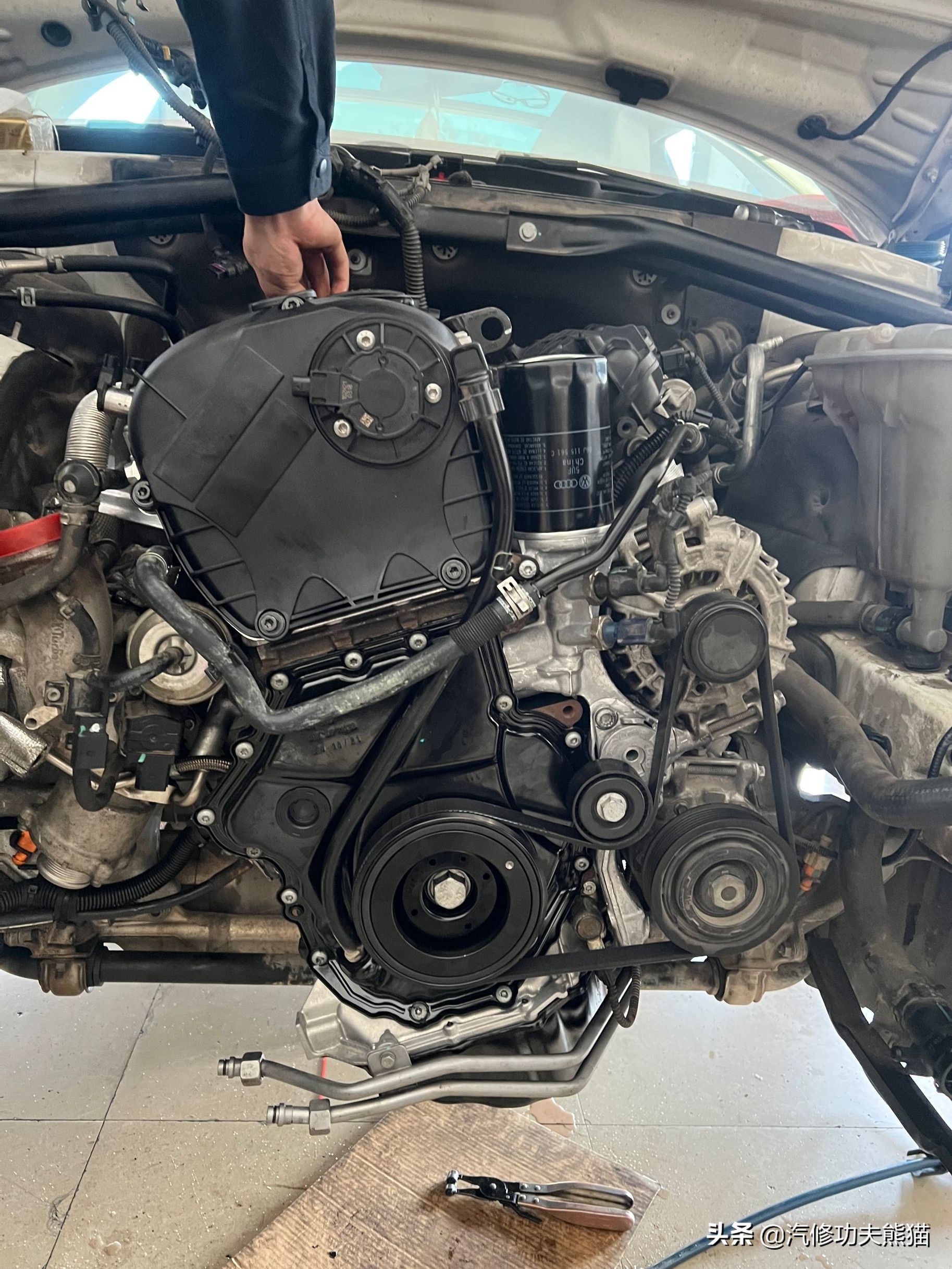 奥迪q5二手车烧机油,q5二手车大修翻新