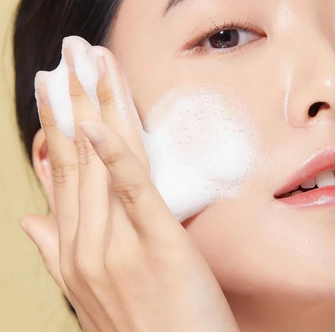 香港哪个牌子的洗面奶最好,香港洗面奶什么牌子好