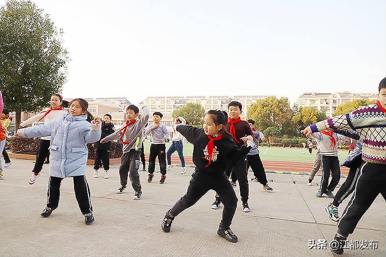 双减后孩子们变化,双减后孩子们的笑脸更灿烂