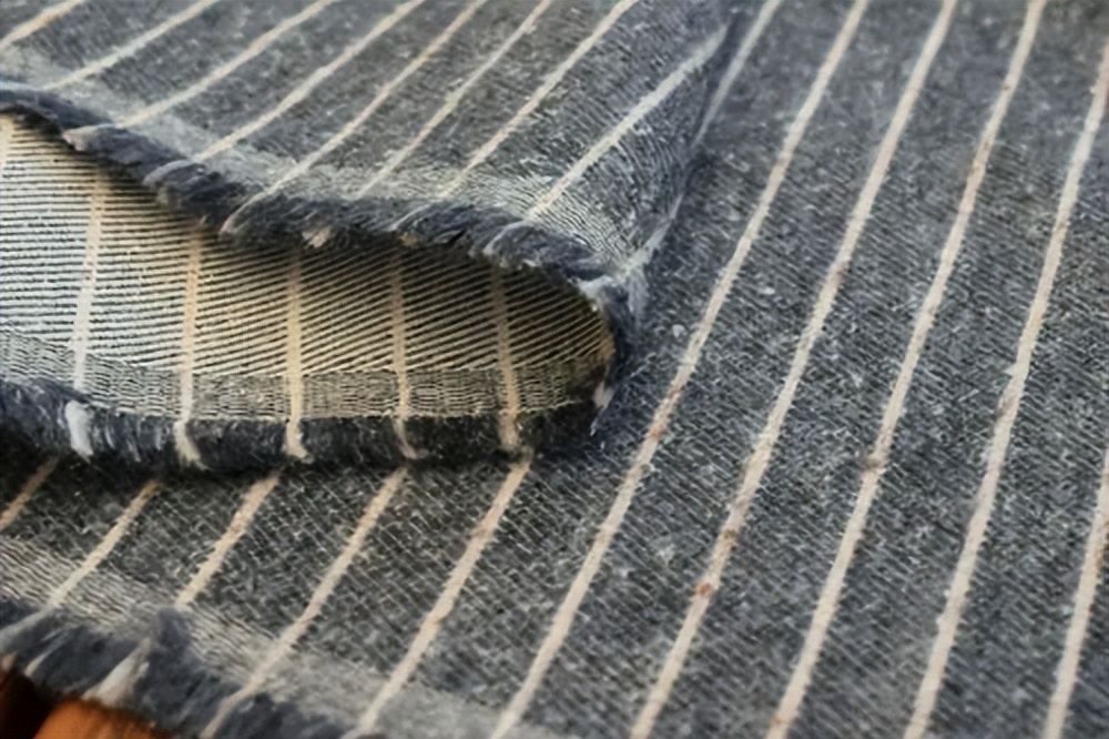 新衣服怎么防止衣服起球,夏季衣服磨起球怎么处理