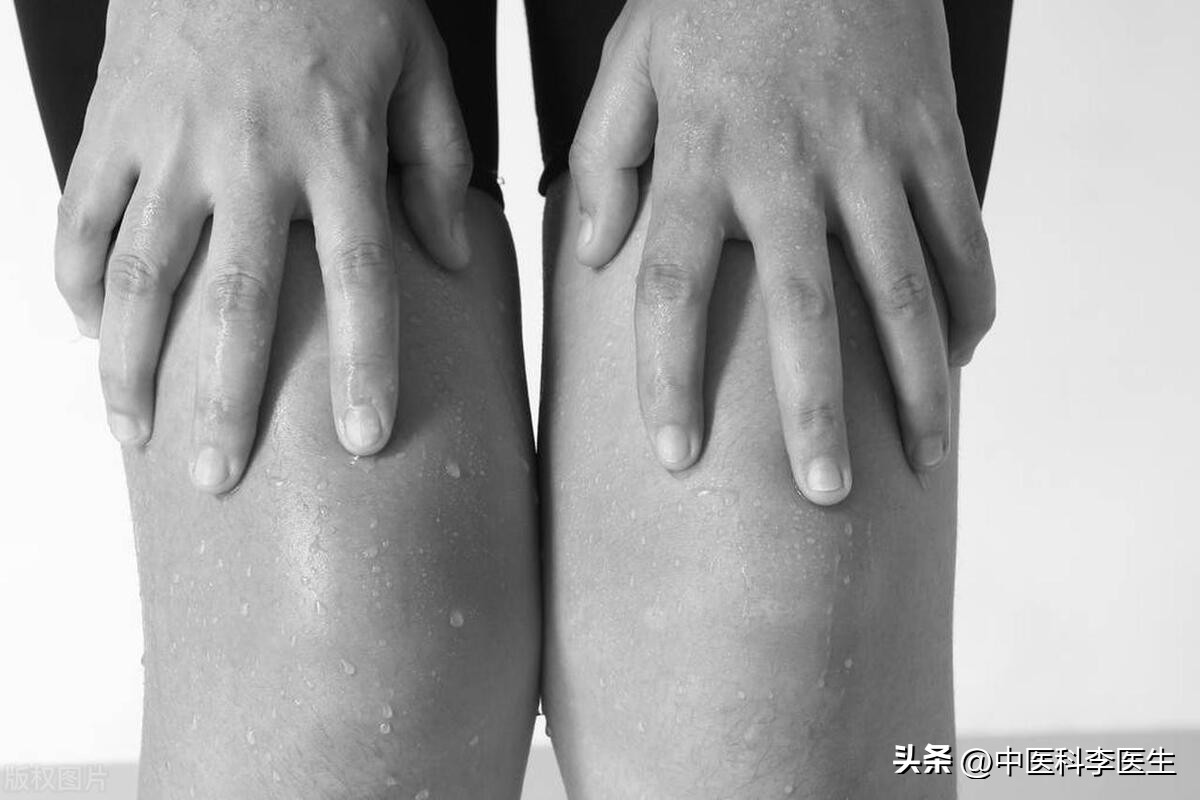 人体出黑汗是什么原因,出黄汗对身体有害吗