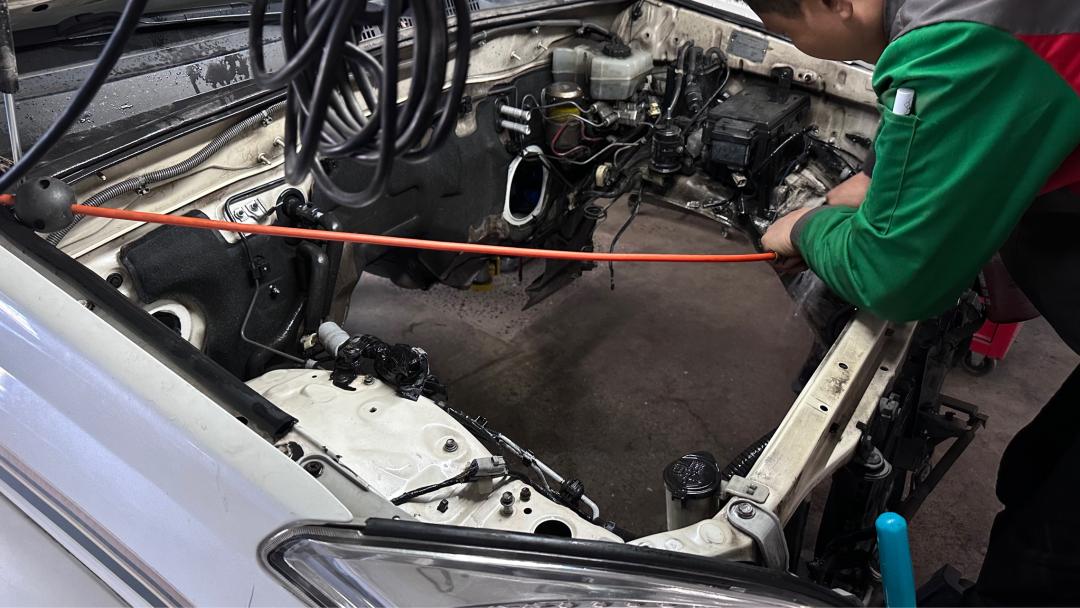 06年丰田霸道汽车翻新全过程,从山西拉回来的车