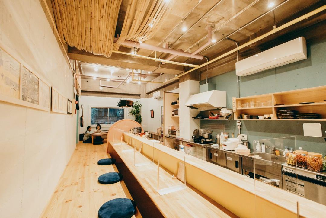 “チロル堂”，一家斩获世界大奖的零食店，用“魔法”守护孩子~