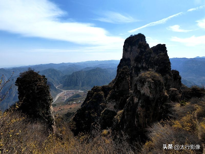 山西太行山大峡谷风景区拍照打卡,南岭太行山