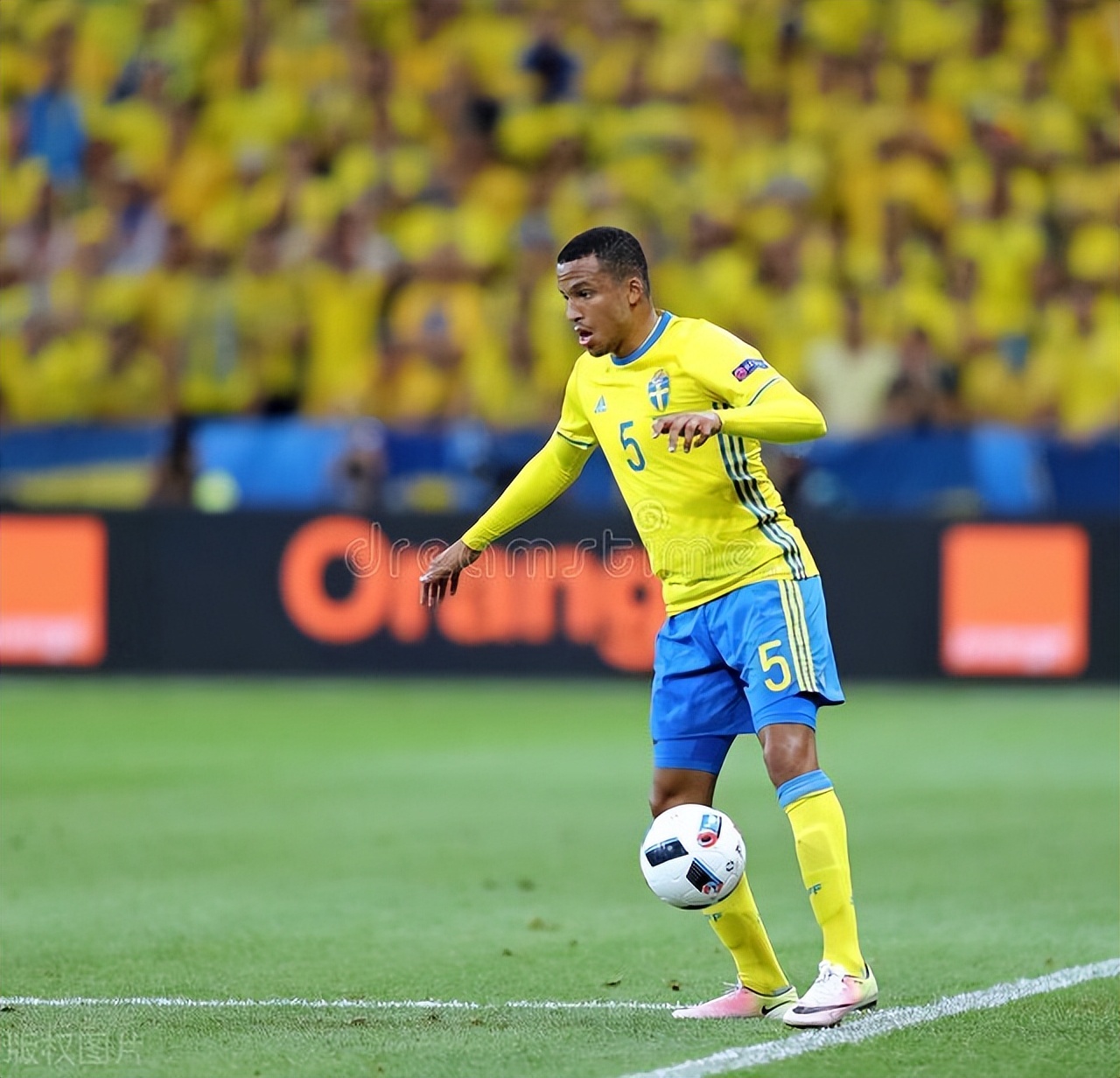 欧预赛波兰1-3不敌捷克回放,欧国联比利时大胜波兰完整版视频