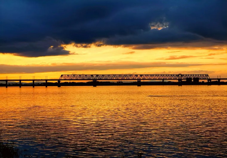 27个技巧,小手机黄昏大美!(影展点评第618期)