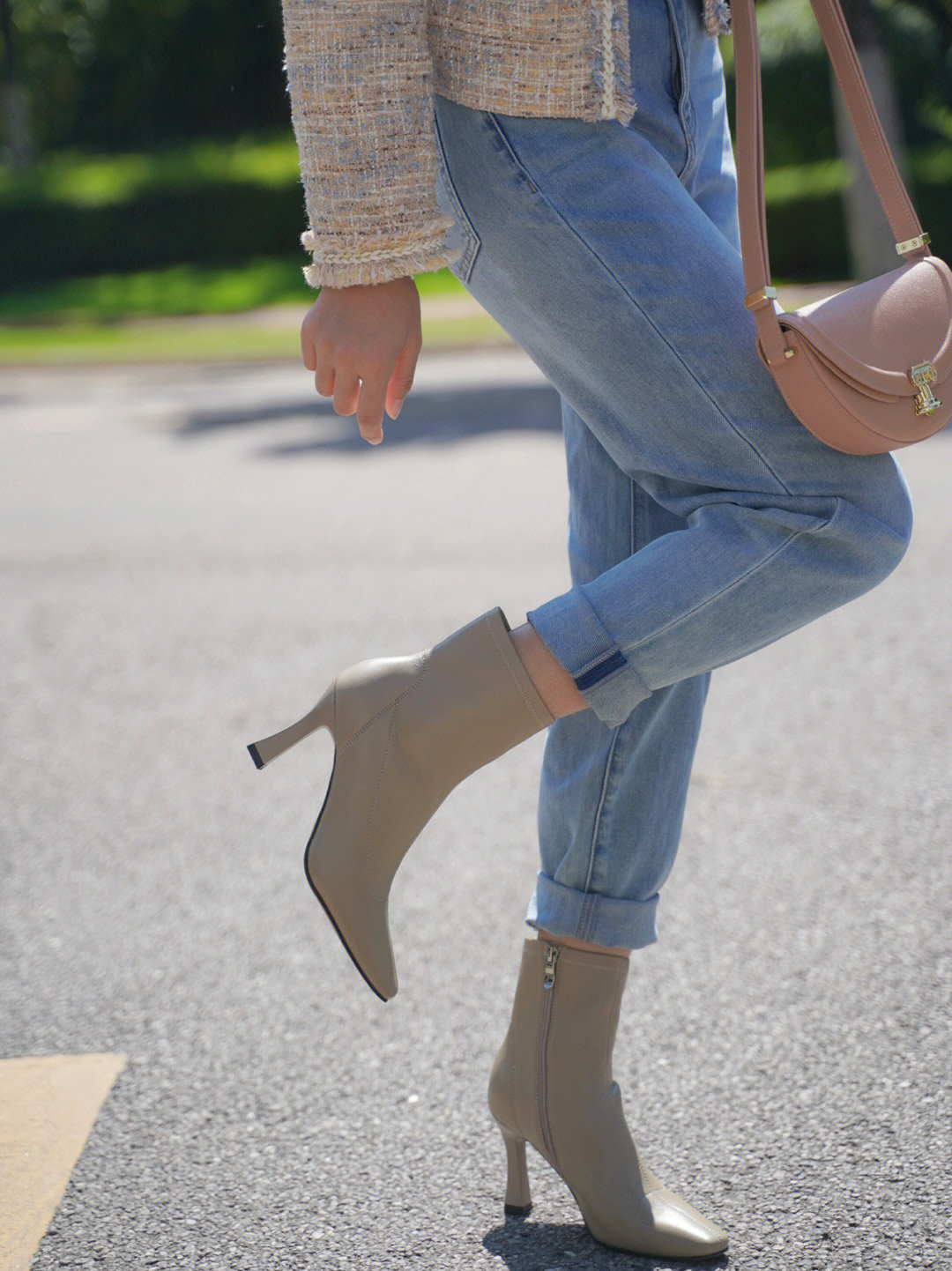 秋冬鞋子别瞎买这三款百搭又时尚,2021今年冬天流行鞋子女鞋款式