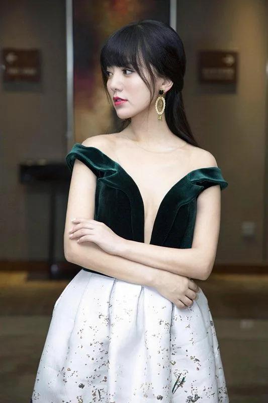 阿兰·达瓦卓玛青藏高原伴奏,阿兰达瓦卓玛月光