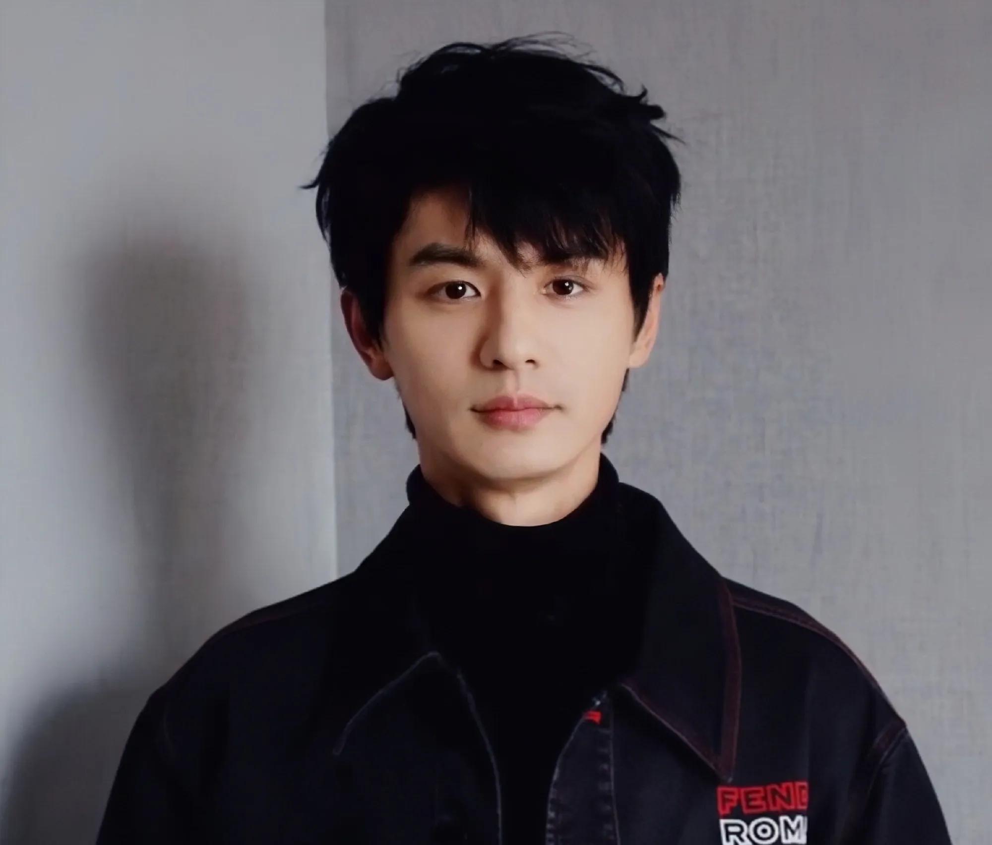 刘畅当模特的图片,刘畅模特主演的电视片段