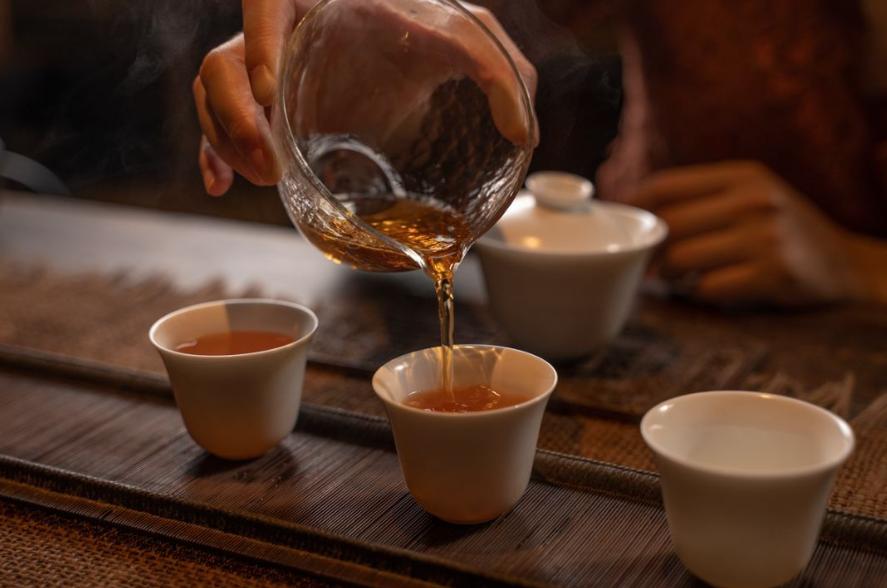 存茶丨雨水时节，家中的茶叶要如何存放