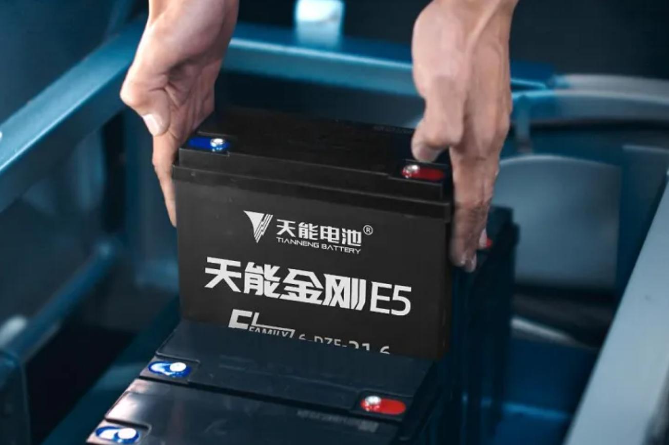 电动车电池是超威还是天能的好,电瓶车电池选超威好还是天能好