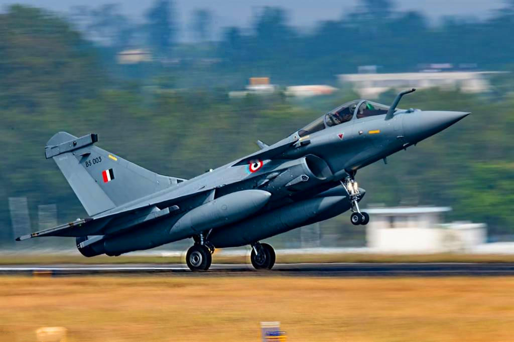 浅析歼11b的研制历程,歼11b什么时候改进型