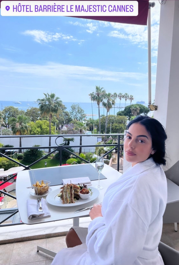 乔治娜产后修复,乔治娜走红毯