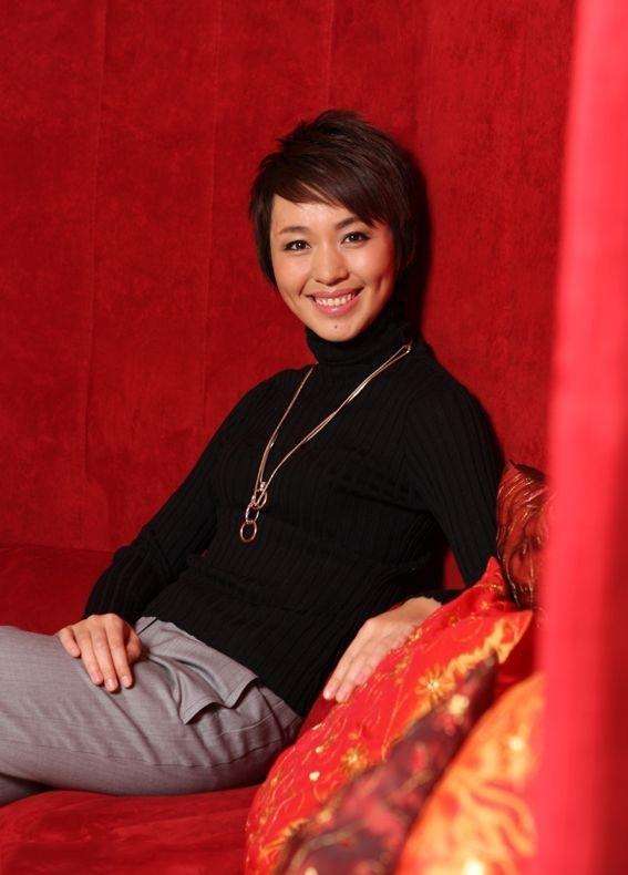 欧阳夏丹：从桂林走出的央视著名主持人，为何46岁仍未婚