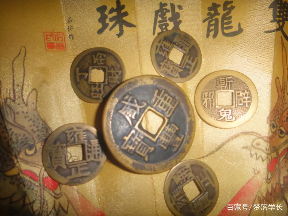 买彩票一定要运气吗,出门就踩到狗屎说明什么