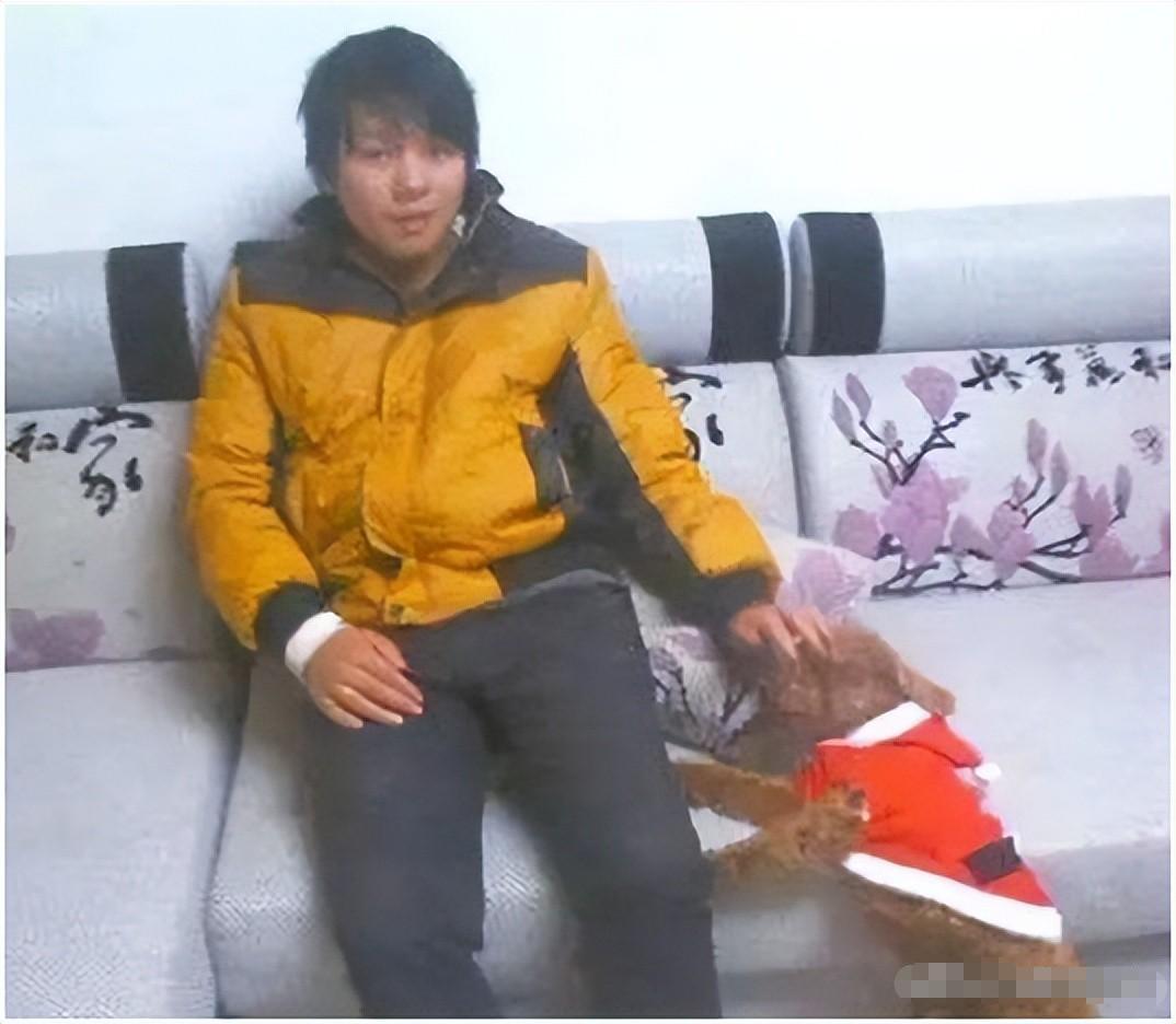 玩具枪被认定为枪支获刑14年 (网络买卖枪支案判刑)