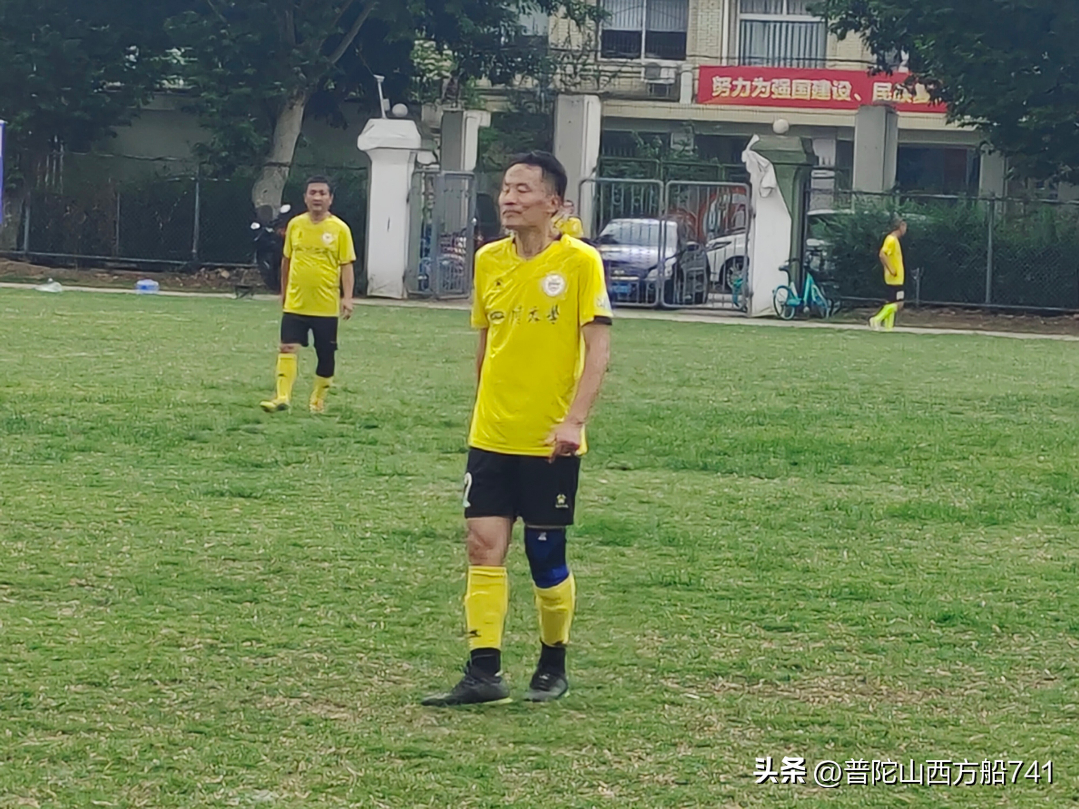 海联学院足球队,海联篮球队