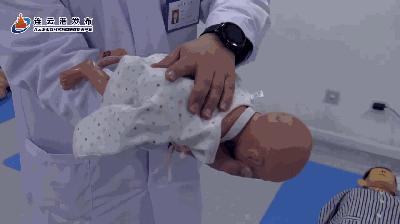 异物卡喉的急救方法海姆立克案例,异物卡喉海姆立克急救法