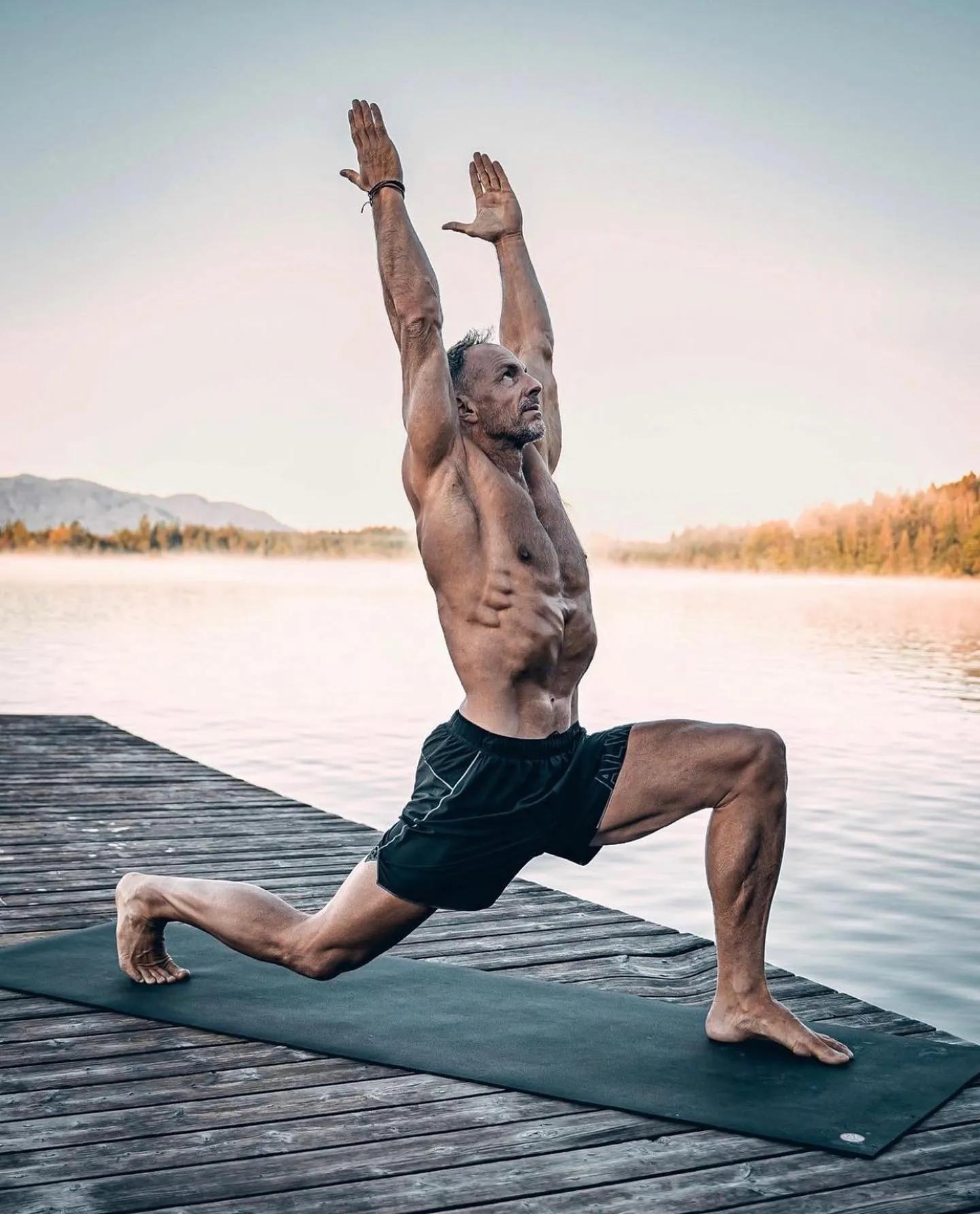 爱健身爱瑜伽的90后老阿姨,爱健身爱瑜伽爱生活的70后女人