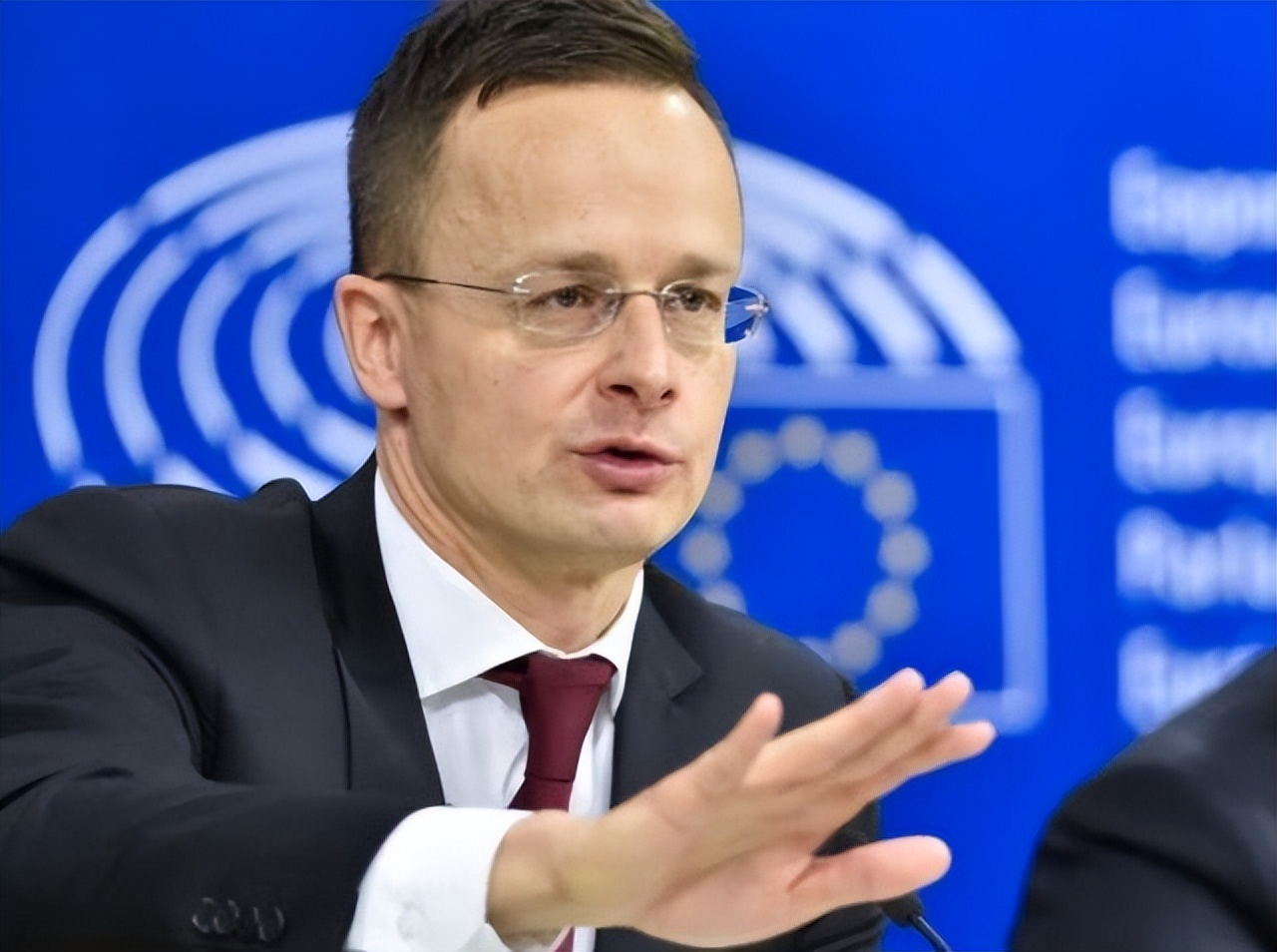 “出淤泥而不染”西亚尔托：为中国怒批欧盟，欧洲最清醒的硬汉