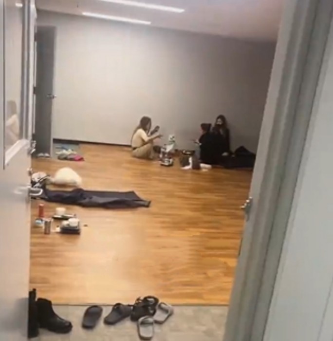 中国入境韩国被挂黄牌现场,韩国针对哪些不良记录限制入境