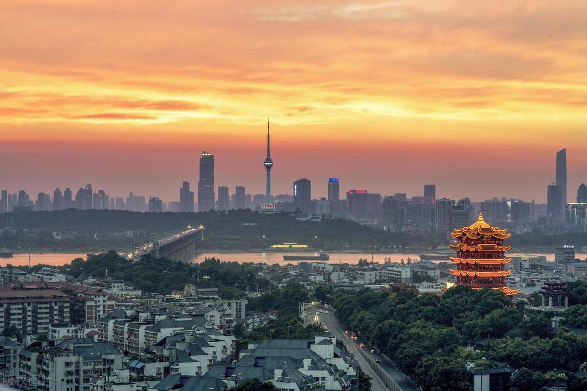 襄阳和樊城为什么是兵家必争之地,襄阳的樊城历史