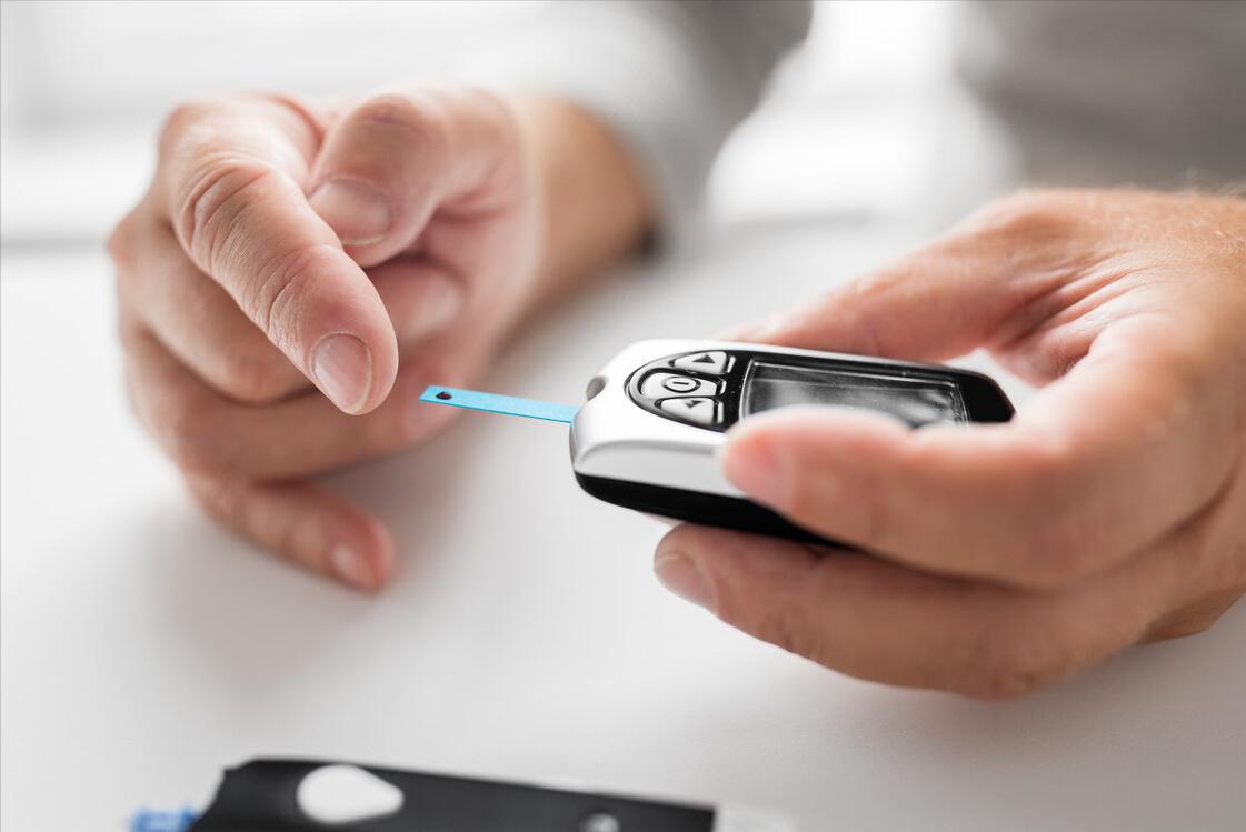 糖尿病合并心血管疾病，不过是心脉瘀堵了，一方益气养阴，通心脉