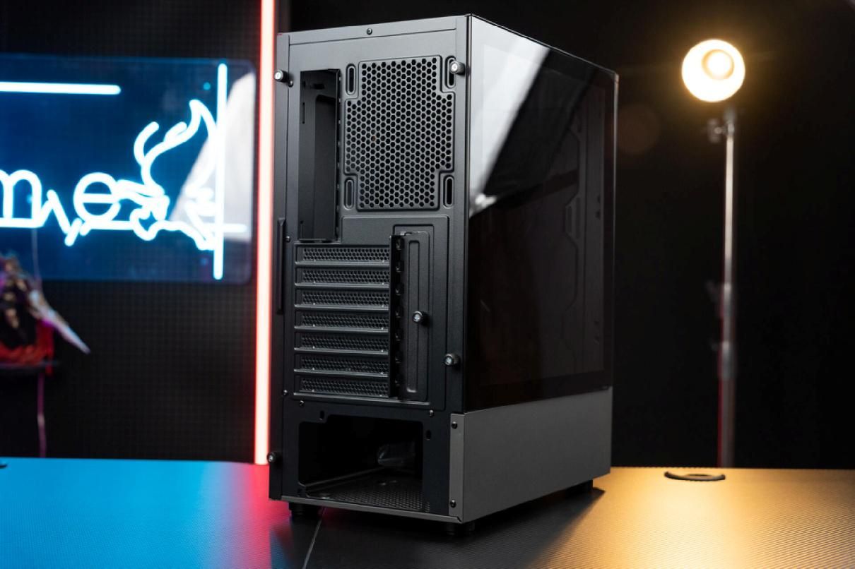 二百三的电源够用吗,两百机箱