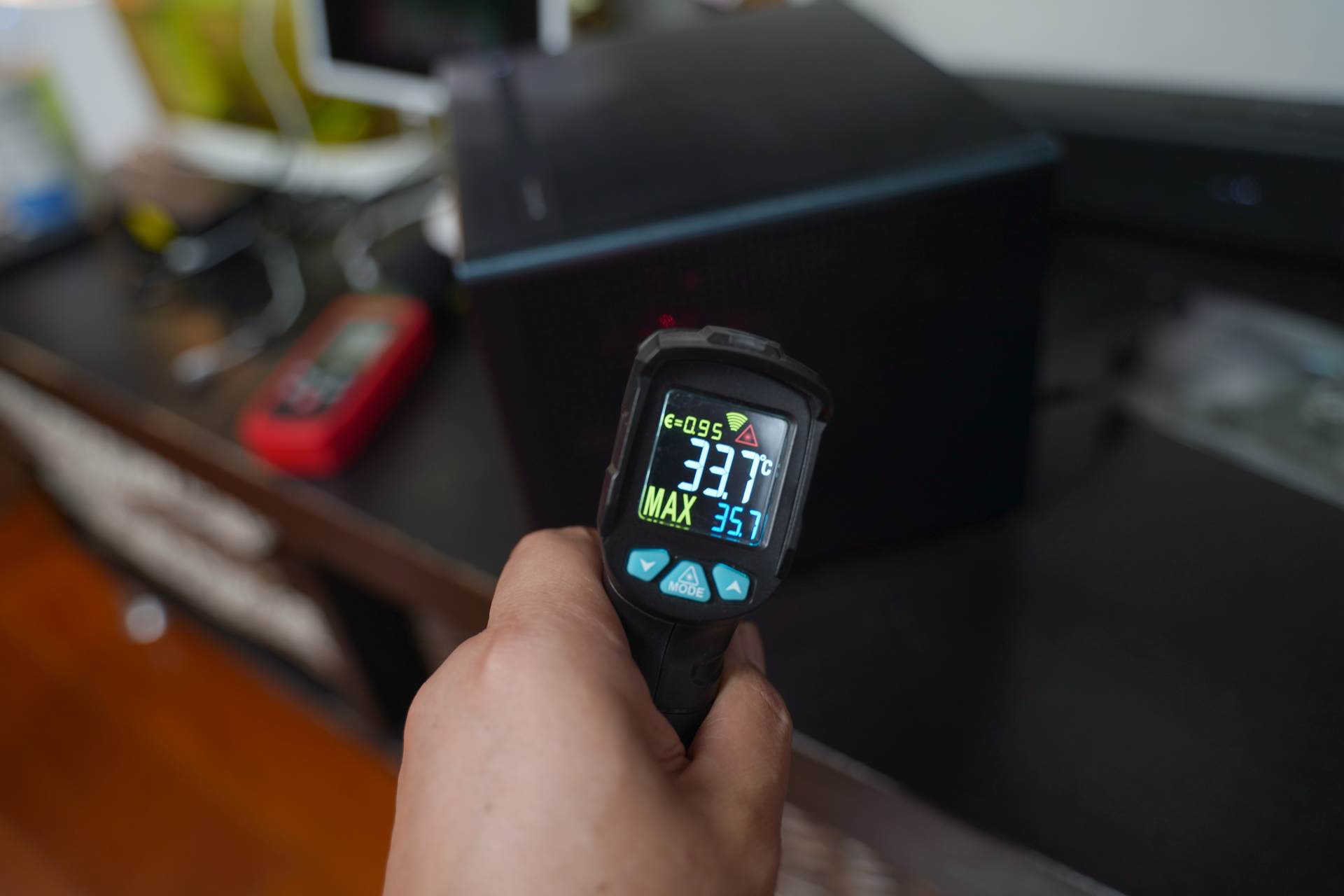 海信viddax65pro与tcl65t7gpro,海信vidda三色激光投影仪