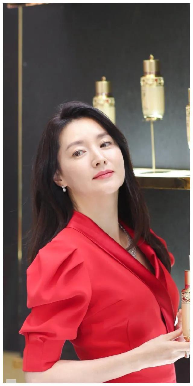 李英爱，15张精美的照片