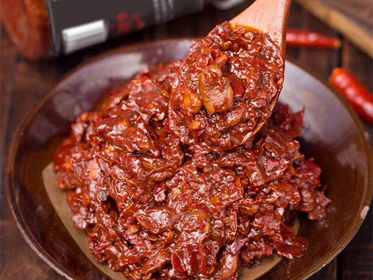 买郫县豆瓣酱，选“浅红色”还是“深红色”的？差别大，建议了解