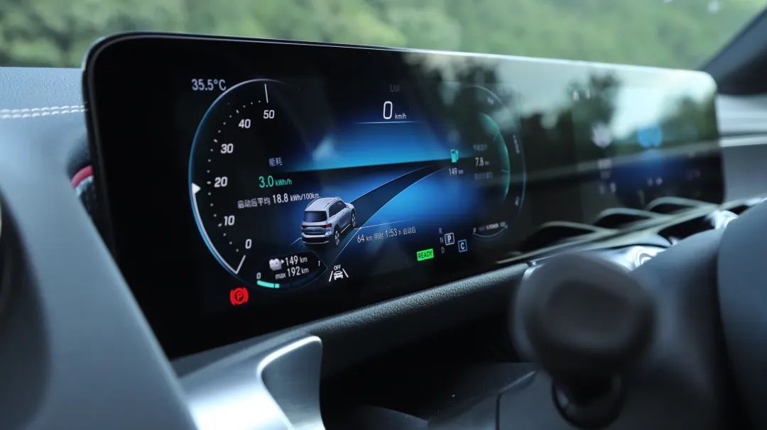 奔驰电车新能源2023款eqb落地价,奔驰eqaeqbeqc哪个大