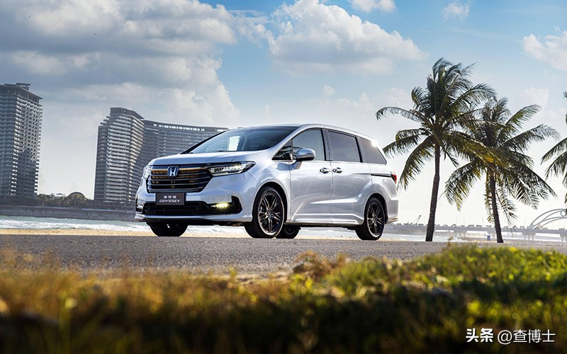 23年q1汽车销量排行榜,mpv保值率排行第一艾力绅实车