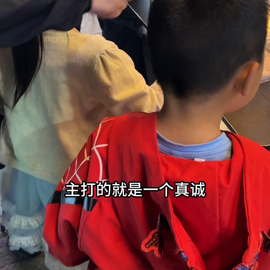 摆摊卖孔雀鱼多久回本正常,摆地摊卖孔雀鱼怎么能卖得动