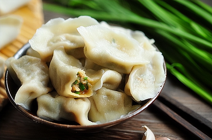 饺子馅是调好保存还是不调,调好的白菜饺子馅怎么保存一晚上