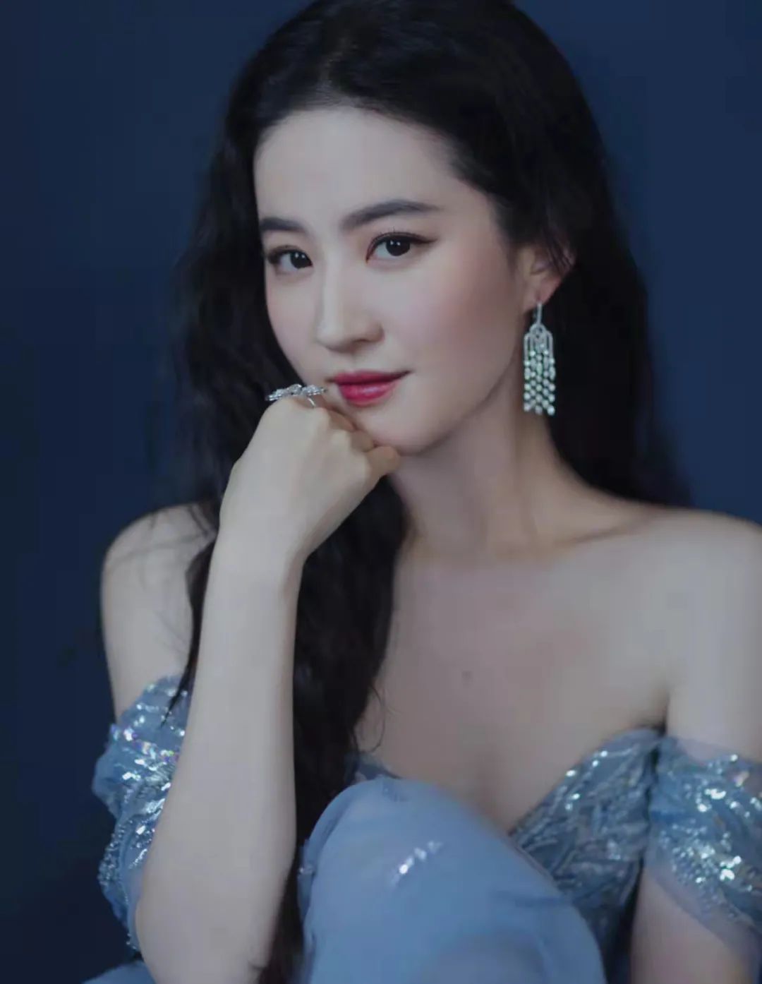 娱乐圈公认最美的女明星刘亦菲,那些从小美到大的明星刘亦菲