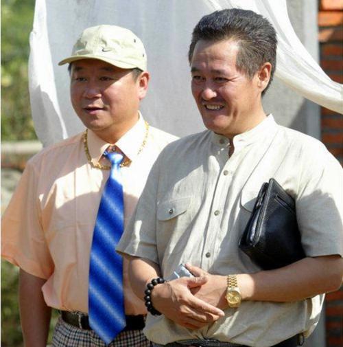 范伟再获最佳男主角奖,范伟演技奖视频