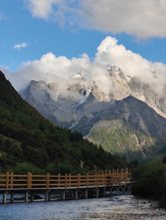 最美的雪山秘境,小众雪山秘境