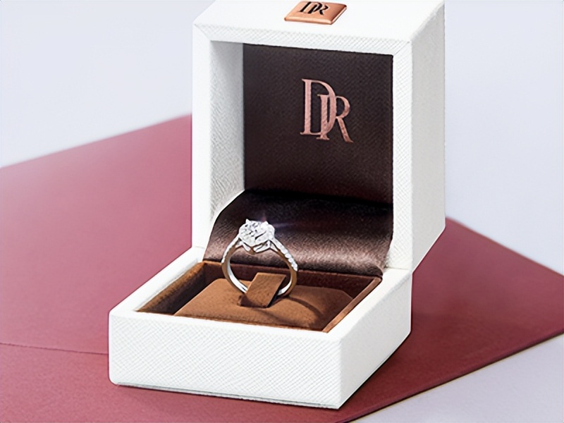 世界顶级珠宝手工钻戒品牌排行,钻戒品牌排行榜前十名