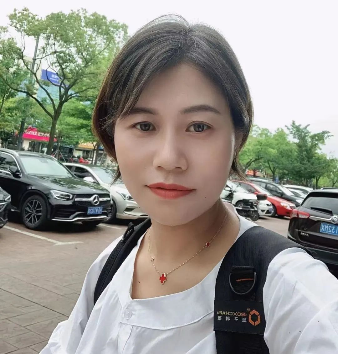 80后宝妈辞职带娃再次创业,宝妈带娃创业月入5位数