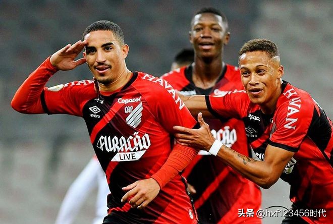 今日足球比分2串一预测,德乙菲尔特vs比勒菲尔德直播